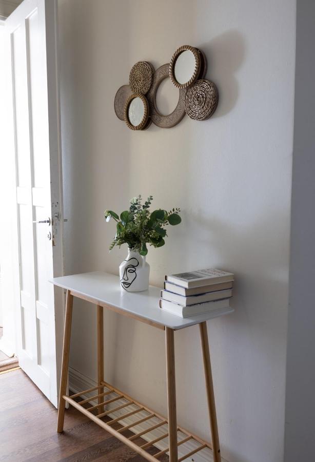 2Ndhomes City Center 2Br Apartment By The Finnish National Theatre With Balcony And Park View Ελσίνκι Εξωτερικό φωτογραφία