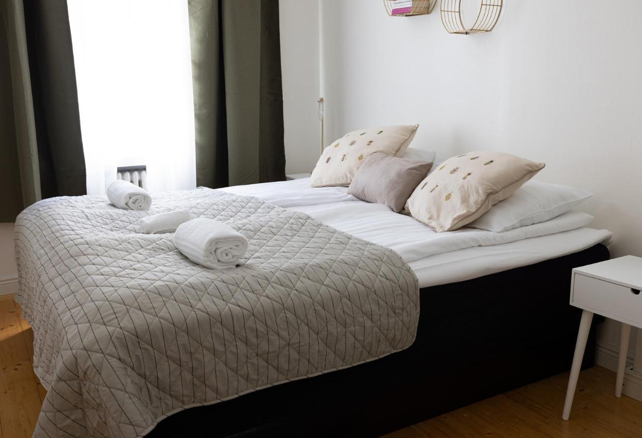 2Ndhomes City Center 2Br Apartment By The Finnish National Theatre With Balcony And Park View Ελσίνκι Εξωτερικό φωτογραφία